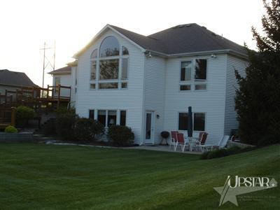 3103 Noble Hawk Dr, Kendallville, IN 46755 photo 7