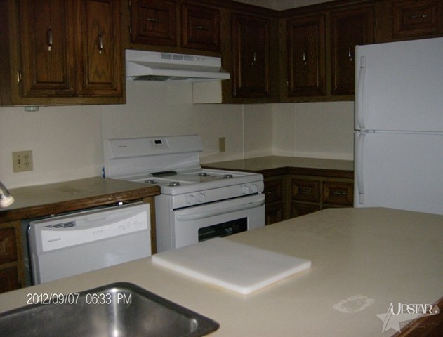 9180 E 700 N, Churubusco, IN 46723 photo 3