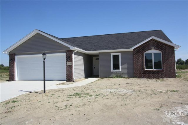2664 Stonecrop Rd, Huntertown, IN 46748 photo 1