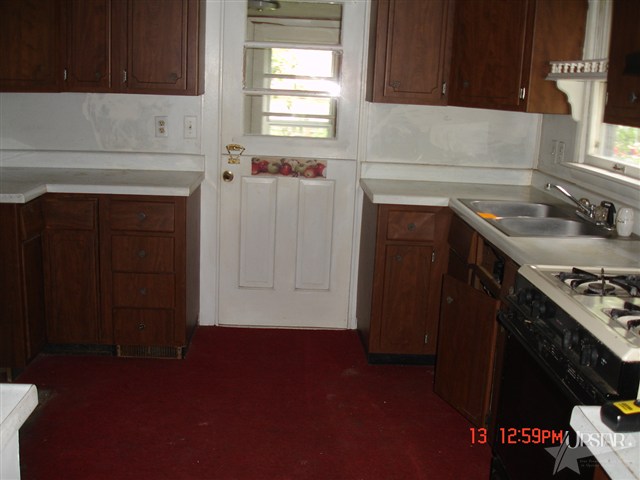 511 N Oak St, Columbia City, IN 46725 photo 5