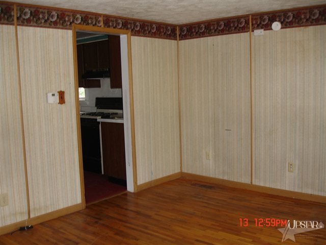 511 N Oak St, Columbia City, IN 46725 photo 4