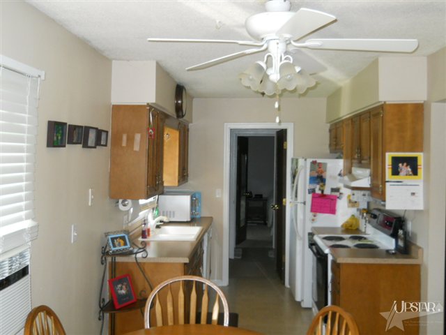 116 Edgemont Dr, Decatur, IN 46733 photo 5