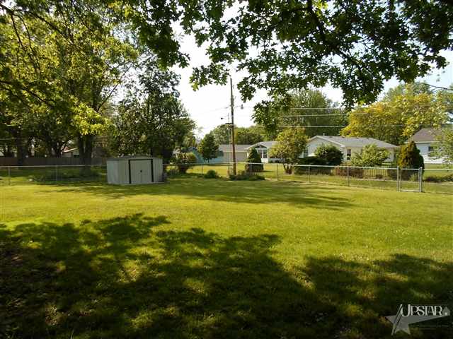 6907 Forestwood Dr, Fort Wayne, IN 46815 photo 5