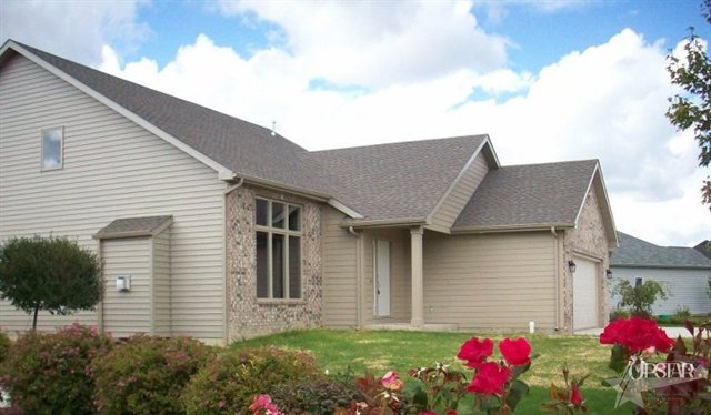 7705 Hightower Pl, Fort Wayne, IN 46835 photo 2