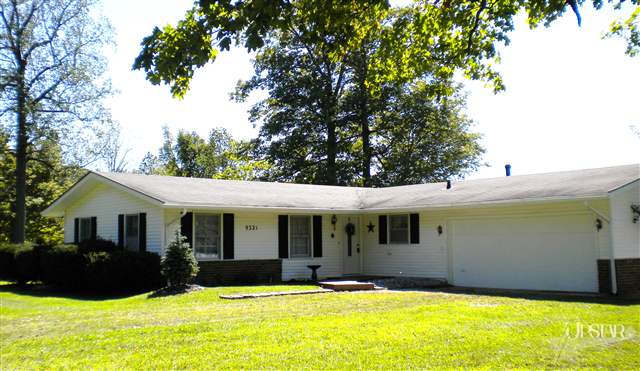 9321 S Marion Rd, Warren, IN 46792 photo 1