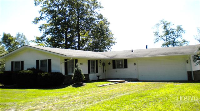 9321 S Marion Rd, Warren, IN 46792 photo 3