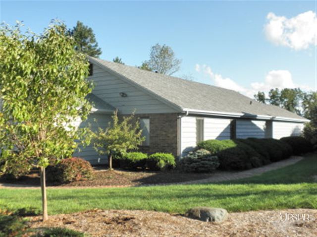 9421 Camberwell Dr, Fort Wayne, IN 46804 photo 2