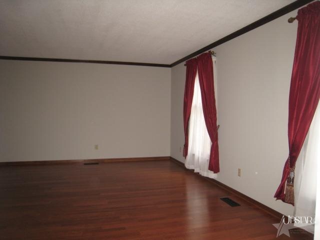 8427 Greenwich Ct, Fort Wayne, IN 46835 photo 9