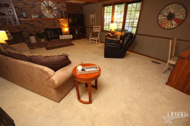 8121 Tewksbury Ct, Fort Wayne, IN 46835 photo 2