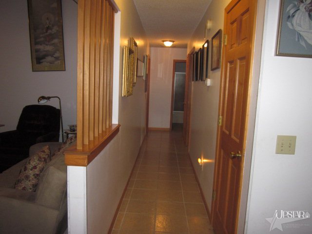 8129 Whittier Ct, Fort Wayne, IN 46818 photo 5