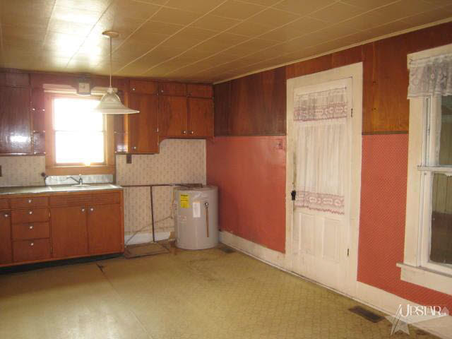 304 E Forest St, Monroeville, IN 46773 photo 7