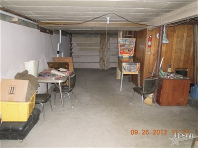 2630 Lincolndale Ave, Fort Wayne, IN 46808 photo 6