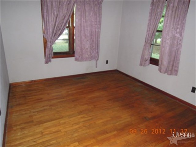 2630 Lincolndale Ave, Fort Wayne, IN 46808 photo 4