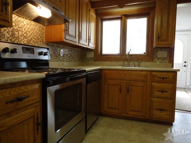 9018 Aboite Rd, Roanoke, IN 46783 photo 3