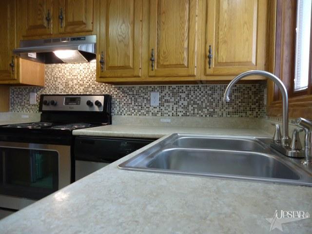 9018 Aboite Rd, Roanoke, IN 46783 photo 2