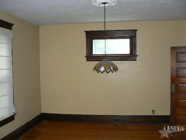 1827 Crescent Ave, Fort Wayne, IN 46805 photo 3