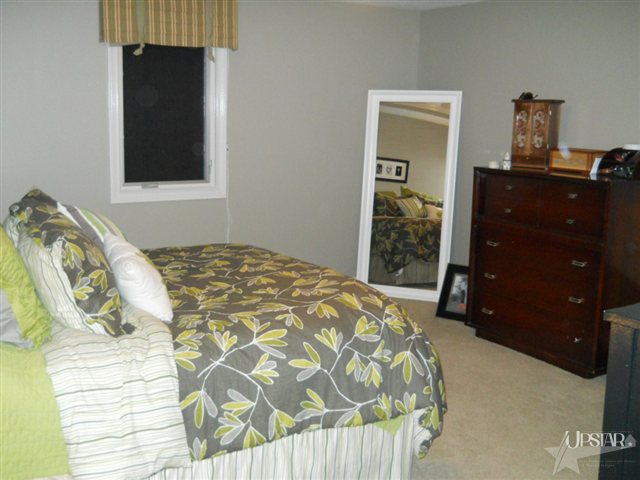 3204 Troutwood Dr, Fort Wayne, IN 46818 photo 8