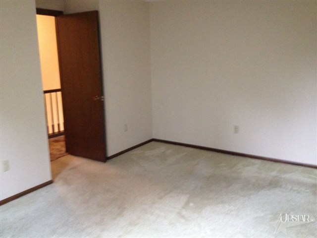 7608 Sunderland Dr, Fort Wayne, IN 46835 photo 13