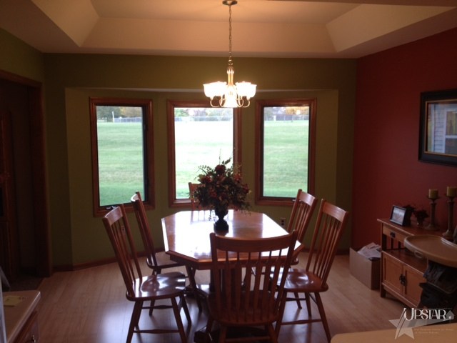 809 Park Pl, Auburn, IN 46706 photo 3