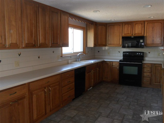 9212 Thunder Hill Pl, Fort Wayne, IN 46804 photo 3
