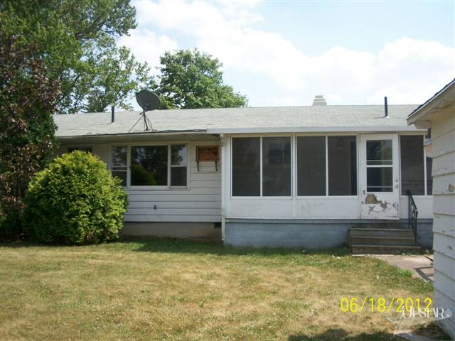 45 E Walnut, Poneto, IN 46781 photo 20