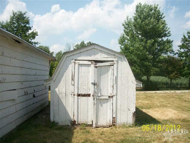 45 E Walnut, Poneto, IN 46781 photo 19