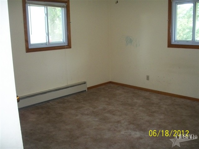 45 E Walnut, Poneto, IN 46781 photo 6