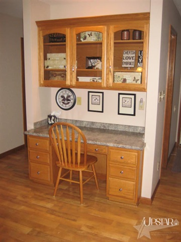 1504 Parlor City Dr, Bluffton, IN 46714 photo 12