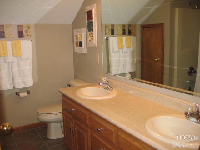 1504 Parlor City Dr, Bluffton, IN 46714 photo 24