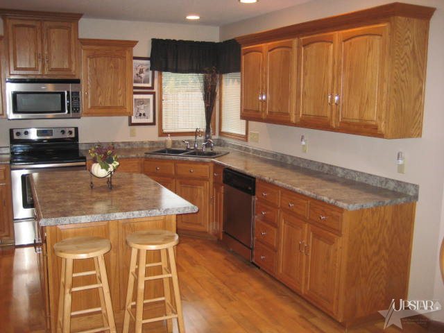 1504 Parlor City Dr, Bluffton, IN 46714 photo 14