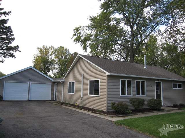 847 W Circle Dr, New Haven, IN 46774 photo 2