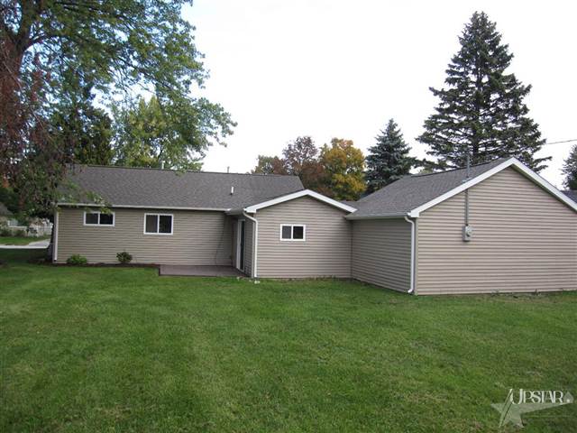847 W Circle Dr, New Haven, IN 46774 photo 5