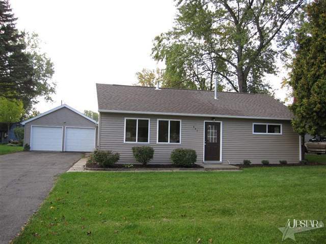 847 W Circle Dr, New Haven, IN 46774 photo 1