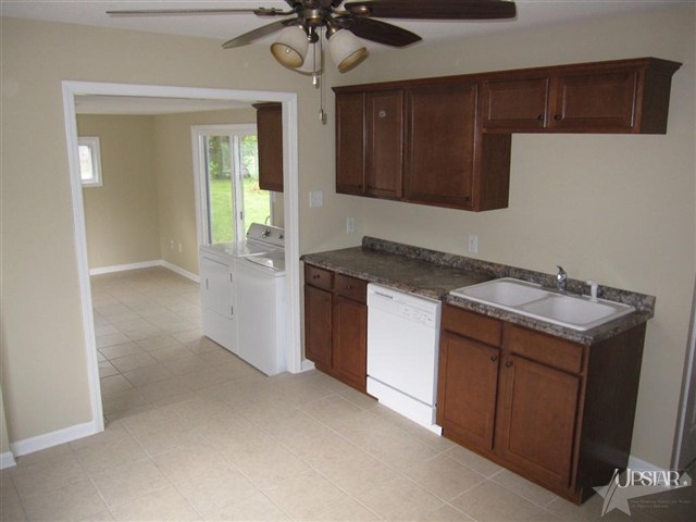 847 W Circle Dr, New Haven, IN 46774 photo 10