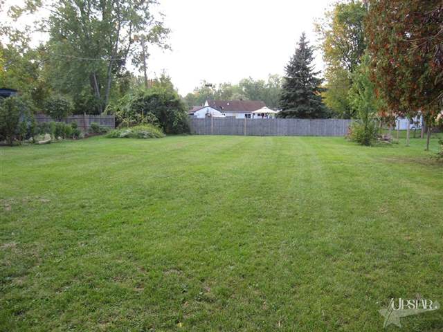 847 W Circle Dr, New Haven, IN 46774 photo 3