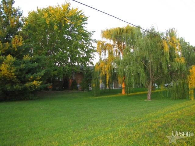 6927 E 575 N, Churubusco, IN 46723 photo 2