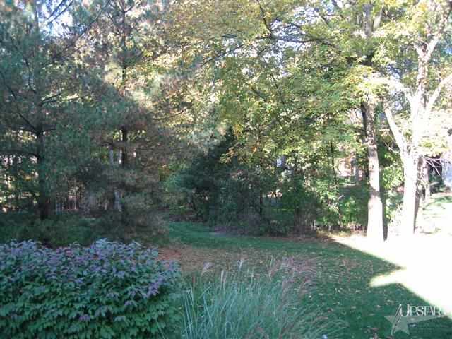 2719 Misty Oaks Trl, Fort Wayne, IN 46845 photo 6