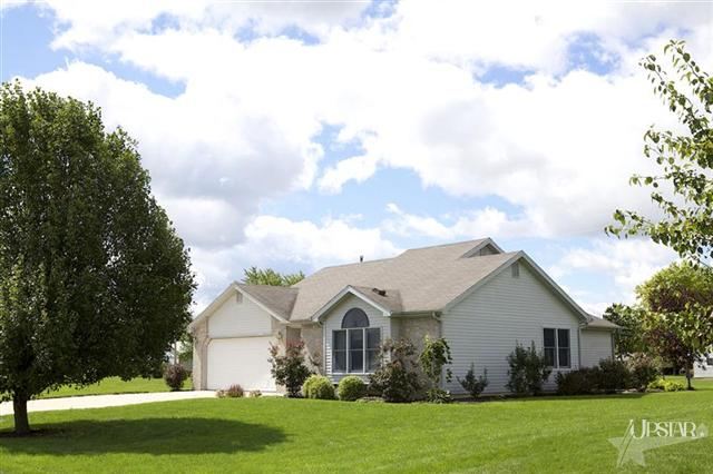915 Prairie Ln, Ossian, IN 46777 photo 1