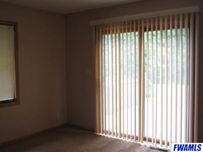 640 Willowbrook Trl, Bluffton, IN 46714 photo 5