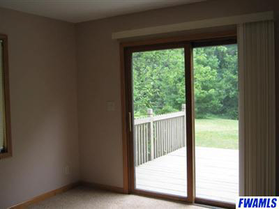 640 Willowbrook Trl, Bluffton, IN 46714 photo 4