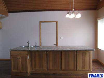 640 Willowbrook Trl, Bluffton, IN 46714 photo 3