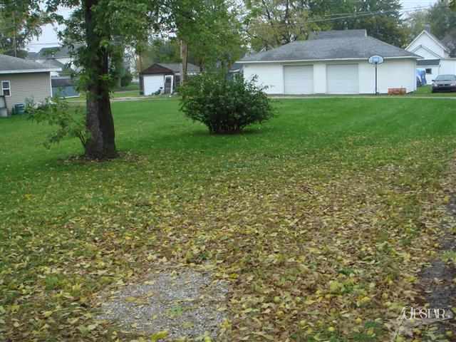 917 W Washington St, Bluffton, IN 46714 photo 4