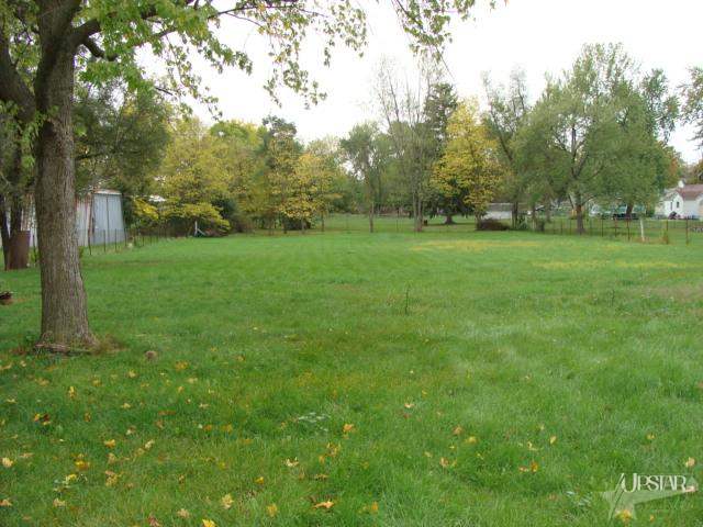 803 Olinger St, Huntington, IN 46750 photo 5