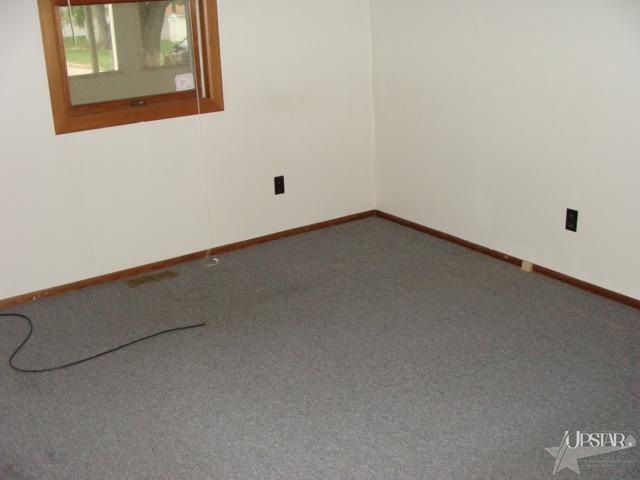803 Olinger St, Huntington, IN 46750 photo 11