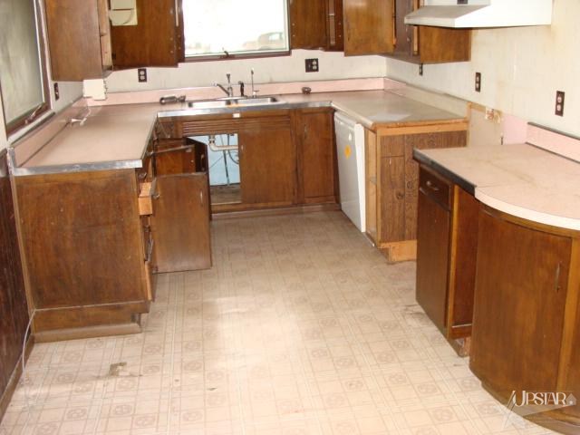803 Olinger St, Huntington, IN 46750 photo 15