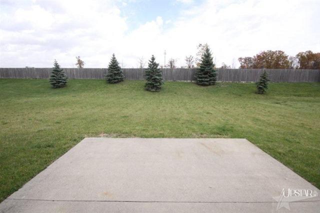 7422 Maeve Dr, Fort Wayne, IN 46835 photo 3