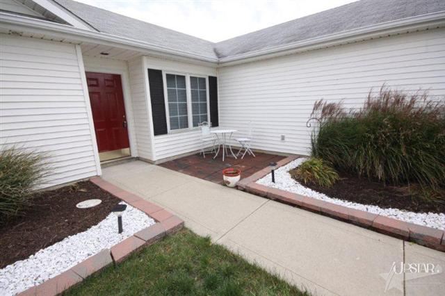 7422 Maeve Dr, Fort Wayne, IN 46835 photo 2