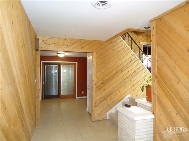 3227 Oakwood Dr, Fort Wayne, IN 46816 photo 11