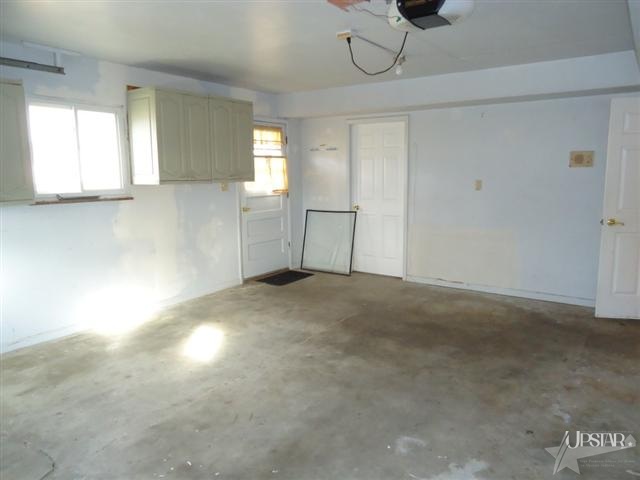 3227 Oakwood Dr, Fort Wayne, IN 46816 photo 27