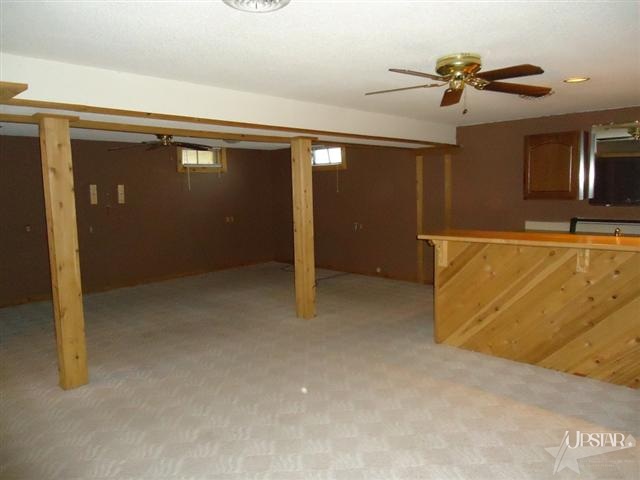 3227 Oakwood Dr, Fort Wayne, IN 46816 photo 8